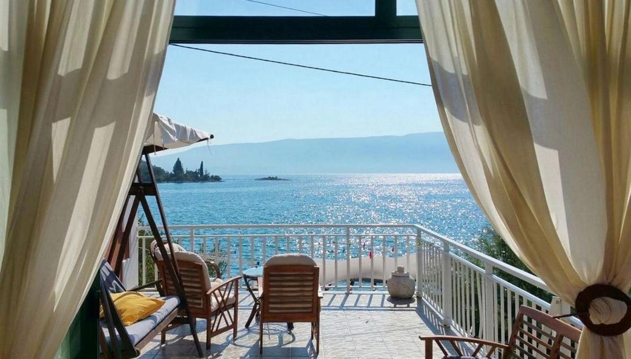 Apartments By The Sea Blace, Neretva Delta - Usce Neretve - 16068 מראה חיצוני תמונה