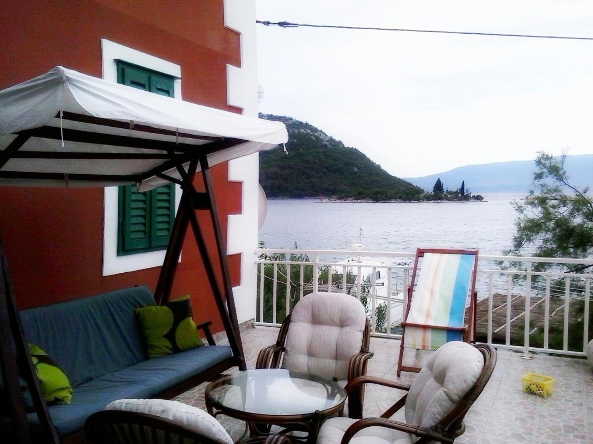 Apartments By The Sea Blace, Neretva Delta - Usce Neretve - 16068 מראה חיצוני תמונה