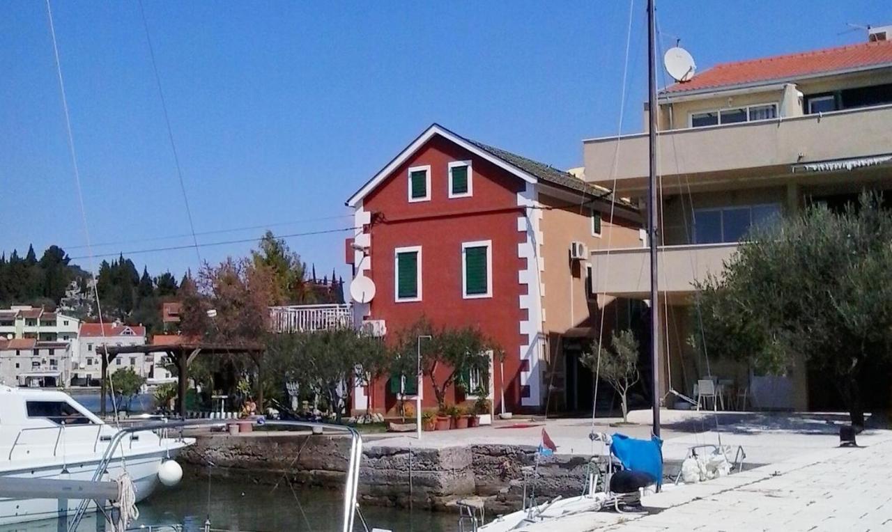 Apartments By The Sea Blace, Neretva Delta - Usce Neretve - 16068 מראה חיצוני תמונה